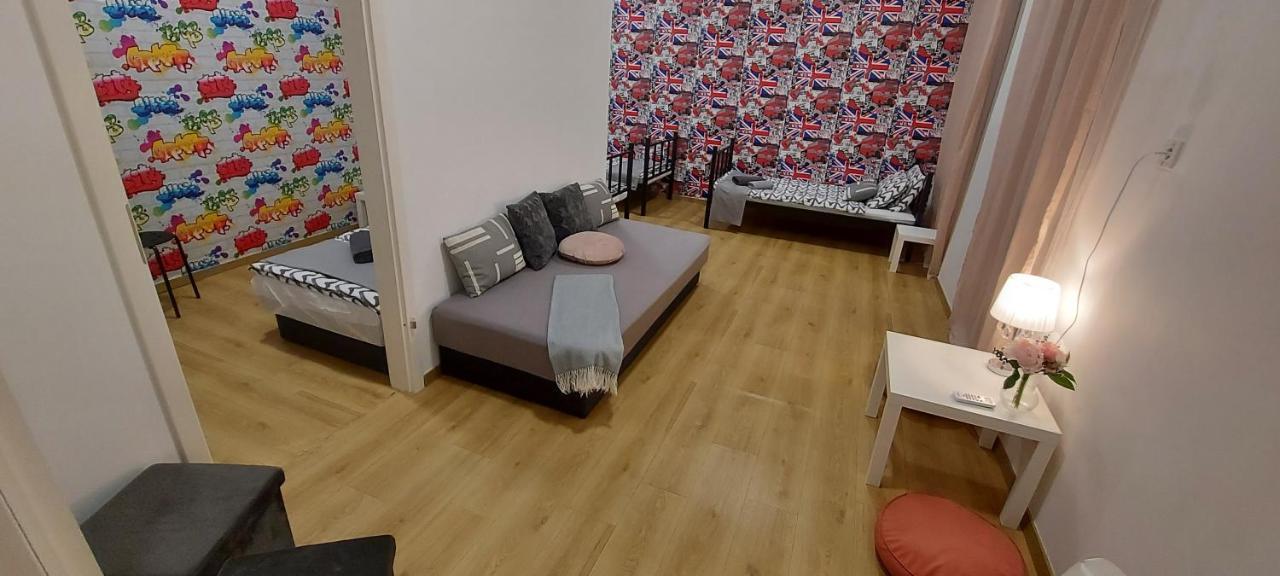 London Fog In The Party District Apartman Budapest